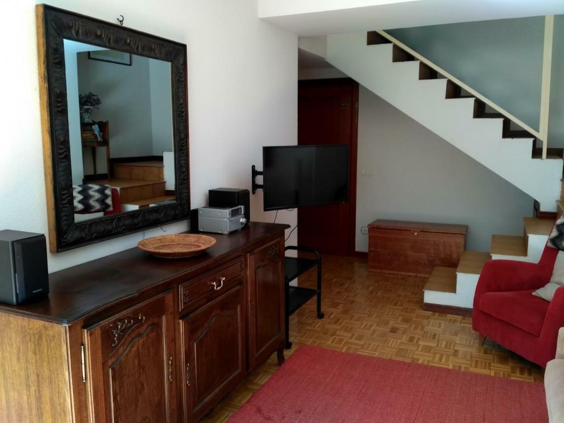 Duplex Con Jardin En Ezcaray Apartment Luaran gambar